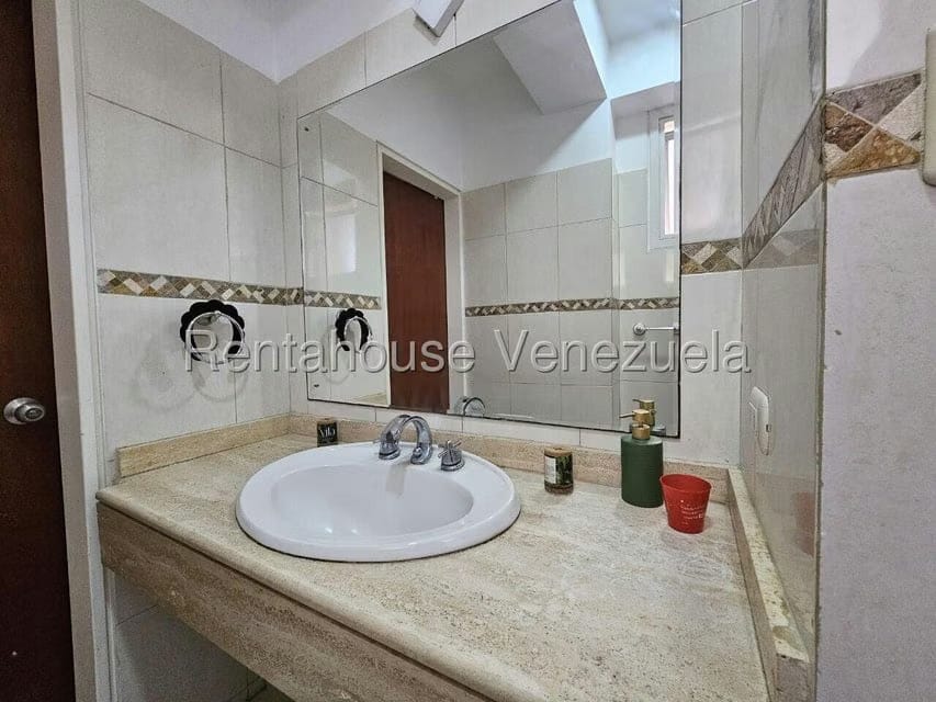Apartamento (1 Nivel) en Venta en Mirador de Los Campitos I, Distrito Metropolitano - 38