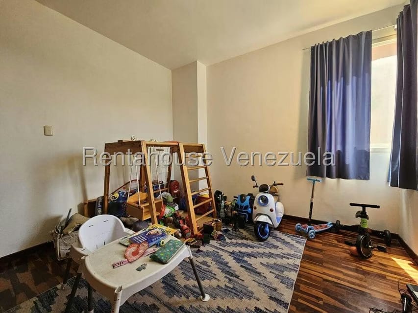 Apartamento (1 Nivel) en Venta en Mirador de Los Campitos I, Distrito Metropolitano - 42