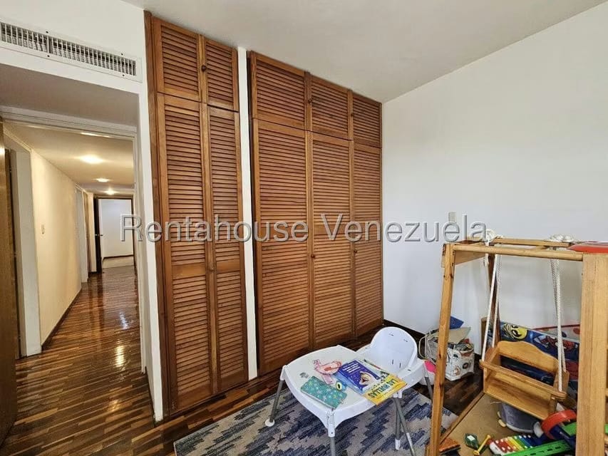 Apartamento (1 Nivel) en Venta en Mirador de Los Campitos I, Distrito Metropolitano - 43