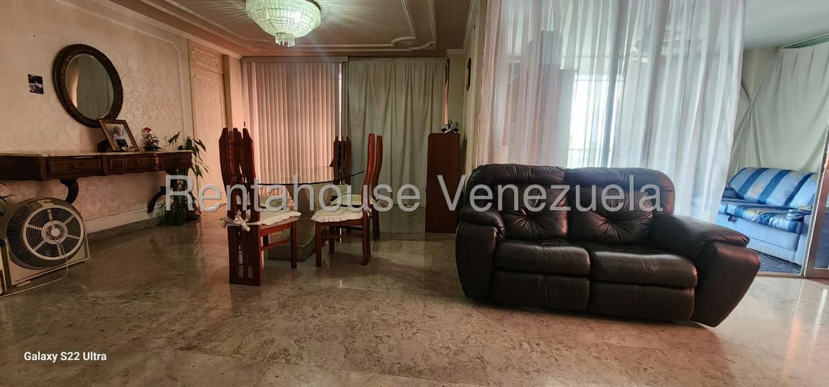 Apartamento (1 Nivel) en Venta en La Florida, Distrito Metropolitano - 5