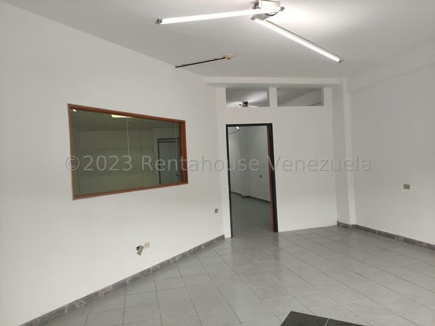 Comercial (Local Comercial) en Alquiler en El Tambor, Miranda - 6