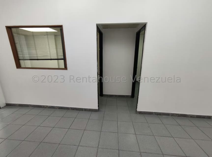 Comercial (Local Comercial) en Alquiler en El Tambor, Miranda - 9