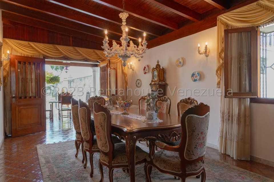 Casa (Duplex) en Venta en Cumbres de Curumo, Distrito Metropolitano - 19