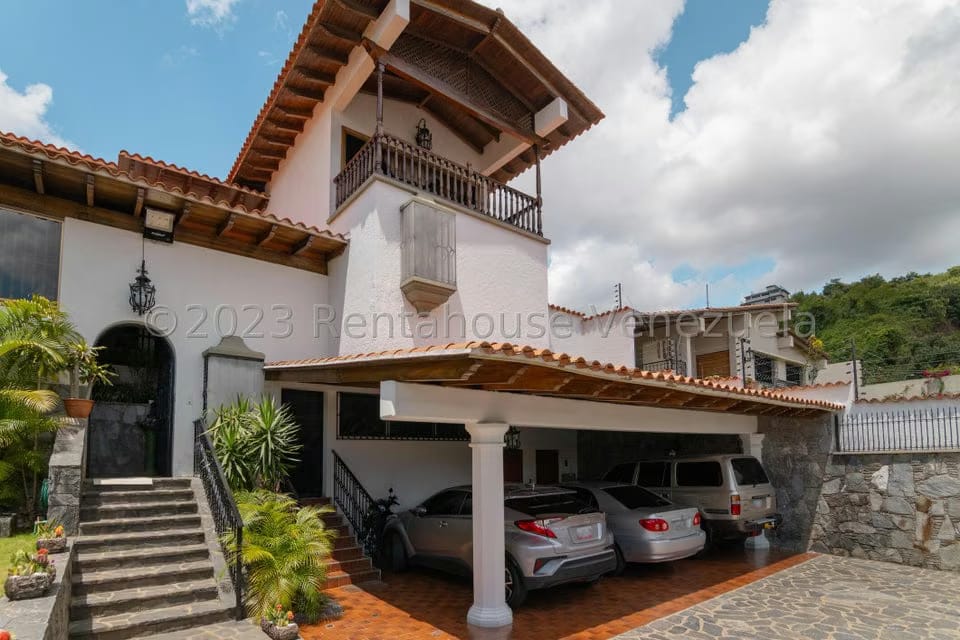 Casa (Duplex) en Venta en Cumbres de Curumo, Distrito Metropolitano - 64