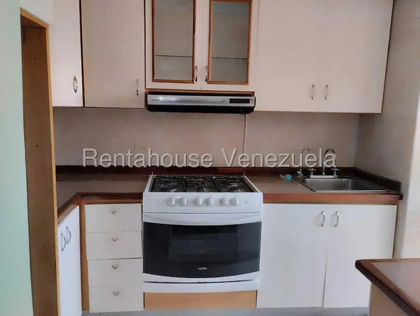Apartamento (1 Nivel) en Venta en Los Samanes, Distrito Metropolitano - 4