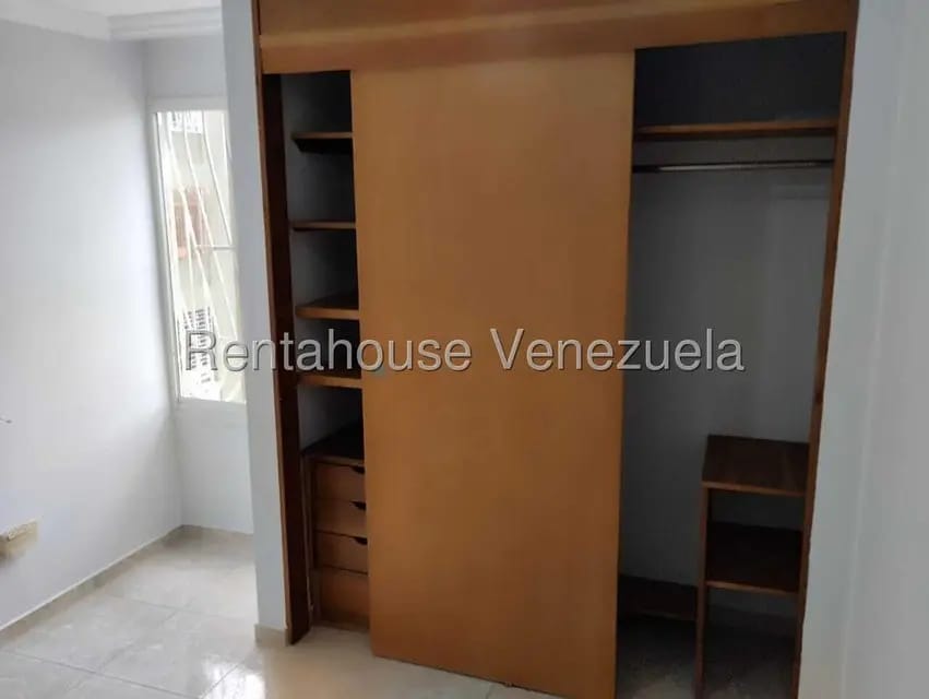 Apartamento (1 Nivel) en Venta en Los Samanes, Distrito Metropolitano - 7