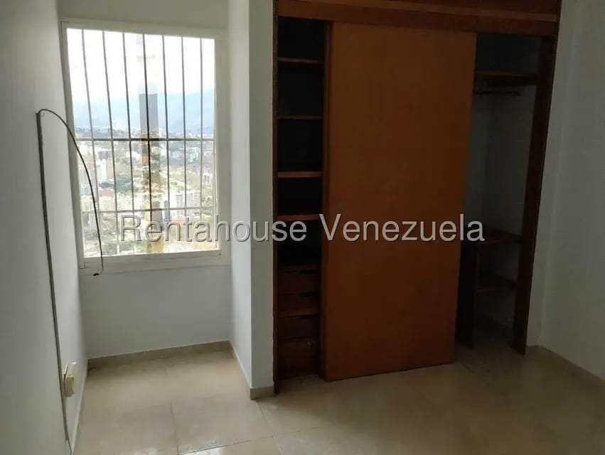 Apartamento (1 Nivel) en Venta en Los Samanes, Distrito Metropolitano - 8