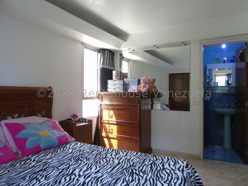 Apartamento (1 Nivel) en Venta en San Bernardino, Distrito Metropolitano - 21