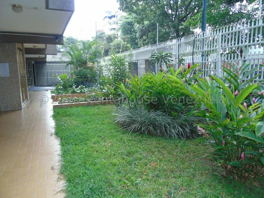 Apartamento (1 Nivel) en Venta en San Bernardino, Distrito Metropolitano - 38