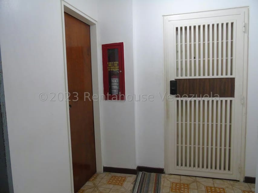 Apartamento (1 Nivel) en Venta en San Bernardino, Distrito Metropolitano - 6