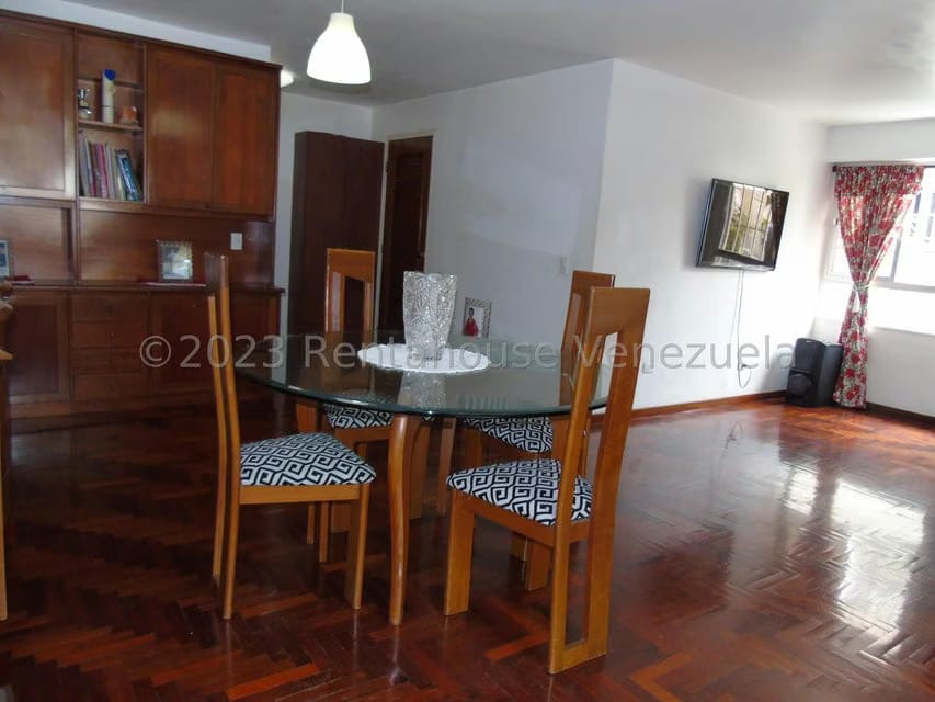 Apartamento (1 Nivel) en Venta en San Bernardino, Distrito Metropolitano - 10
