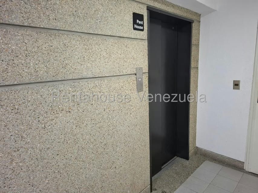 Apartamento (Penthouse) en Venta en El Rosal, Distrito Metropolitano - 87