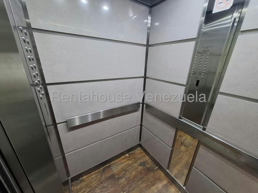 Apartamento (Penthouse) en Venta en El Rosal, Distrito Metropolitano - 89