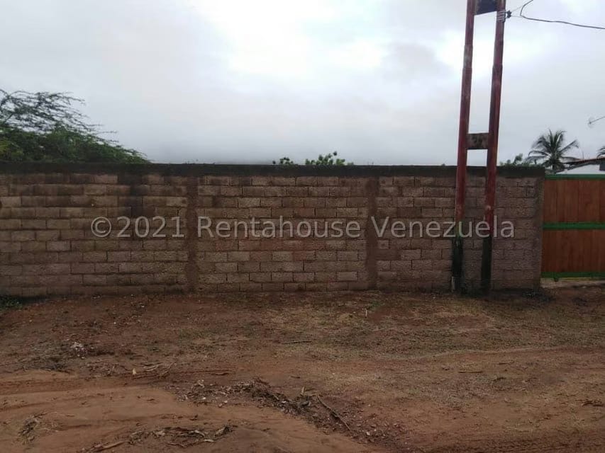 Terreno (Finca) en Venta en El Cardon, Nueva Esparta - 2