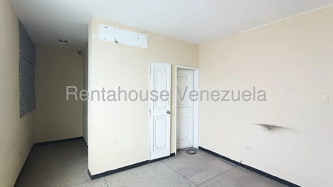 Comercial (Oficina) en Alquiler en Centro, Lara - 4