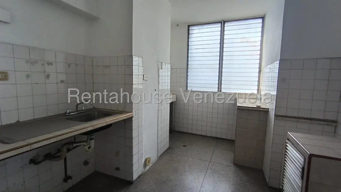 Comercial (Oficina) en Alquiler en Centro, Lara - 6