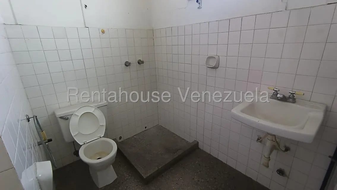 Comercial (Oficina) en Alquiler en Centro, Lara - 8
