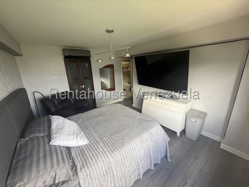 Apartamento (1 Nivel) en Venta en Solar del Hatillo, Distrito Metropolitano - 15