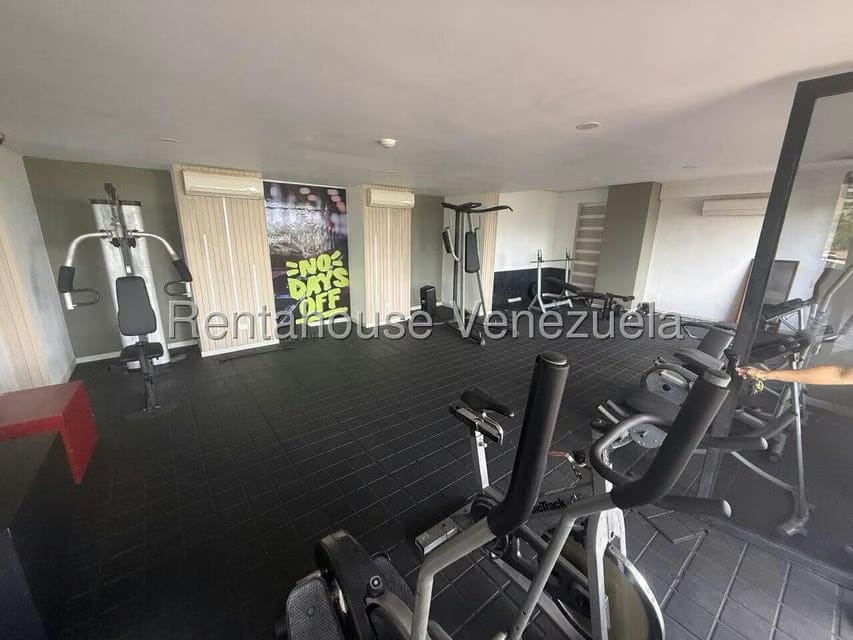 Apartamento (1 Nivel) en Venta en Solar del Hatillo, Distrito Metropolitano - 30