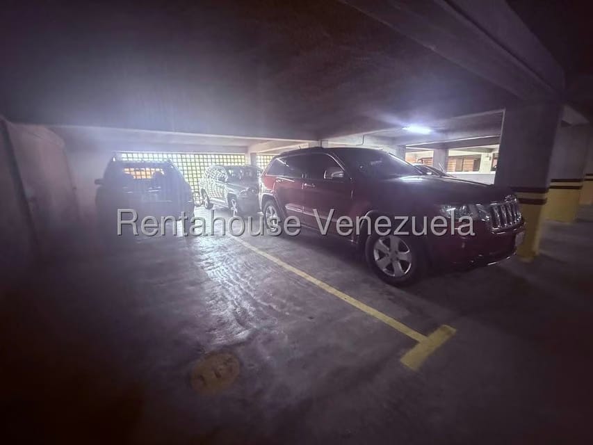 Apartamento (1 Nivel) en Venta en Solar del Hatillo, Distrito Metropolitano - 33