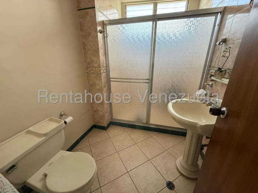 Apartamento (1 Nivel) en Venta en Colinas de Bello Monte, Distrito Metropolitano - 11