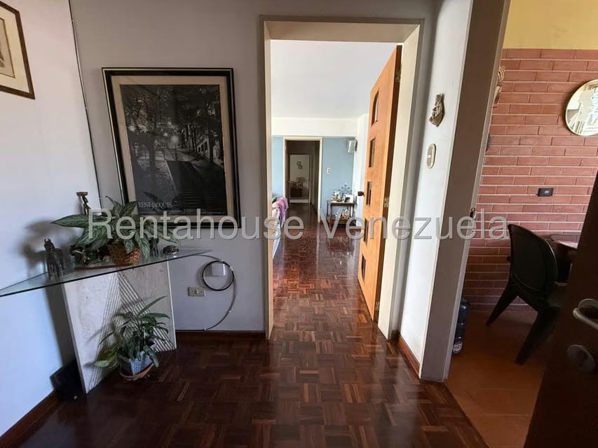 Apartamento (1 Nivel) en Venta en Colinas de Bello Monte, Distrito Metropolitano - 7
