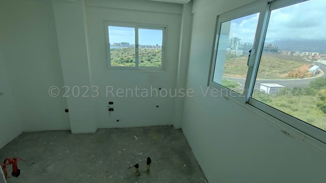 Casa (Multipes Niveles) en Venta en Playa Moreno, Nueva Esparta - 32