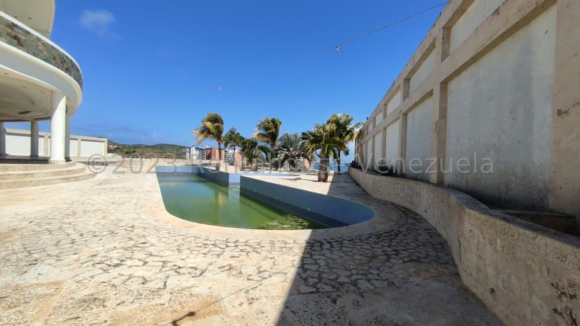 Casa (Multipes Niveles) en Venta en Playa Moreno, Nueva Esparta - 10