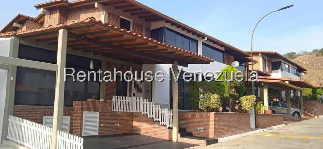 Townhouse (Duplex) en Venta en Vega Arriba, Miranda