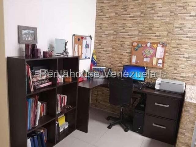 Townhouse (Duplex) en Venta en Vega Arriba, Miranda - 14