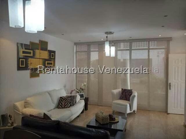 Townhouse (Duplex) en Venta en Vega Arriba, Miranda - 6