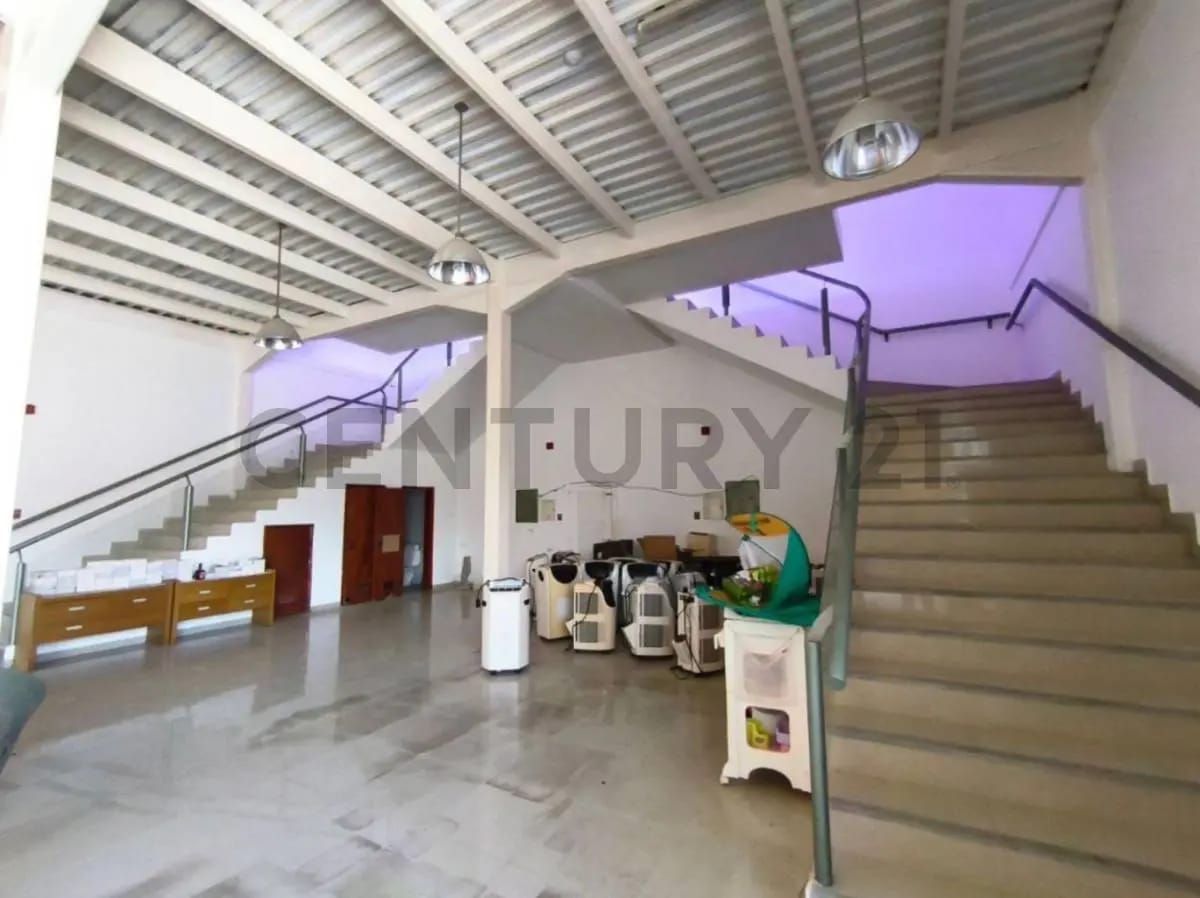 CENTRO EMPRESARIAL EN ALQUILER O VENTA - 10