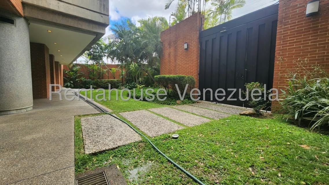 Apartamento (Duplex) en Venta en Altamira, Distrito Metropolitano - 3