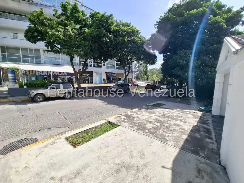 Terreno (Comercial) en Venta en Lomas de La Lagunita, Distrito Metropolitano - 12