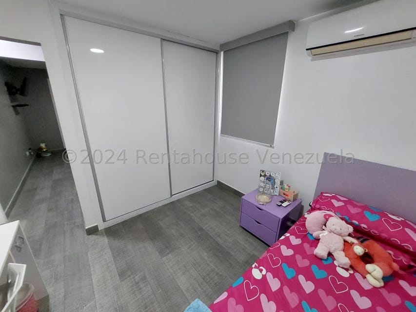 Apartamento (Duplex) en Venta en Buenaventura, Miranda - 25