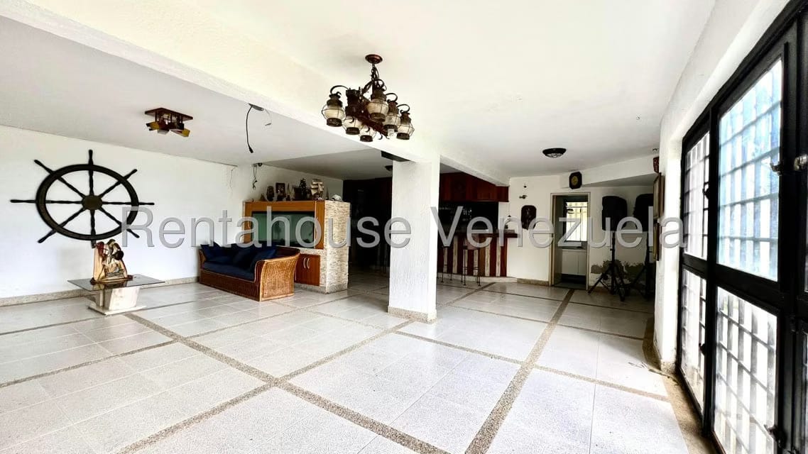Casa (Multipes Niveles) en Venta en Oripoto, Distrito Metropolitano - 23