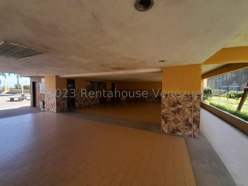 Apartamento (1 Nivel) en Venta en Macuto, Vargas - 13
