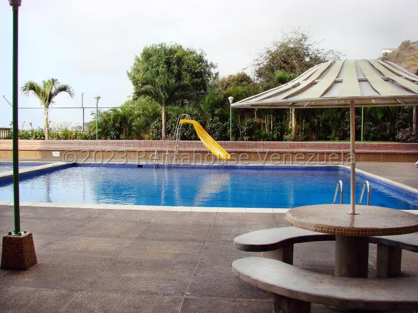 Apartamento (1 Nivel) en Venta en Macuto, Vargas - 20