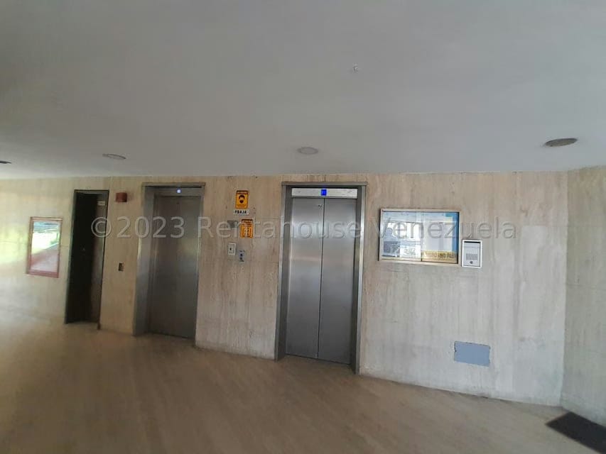 Apartamento (1 Nivel) en Venta en Macuto, Vargas - 4