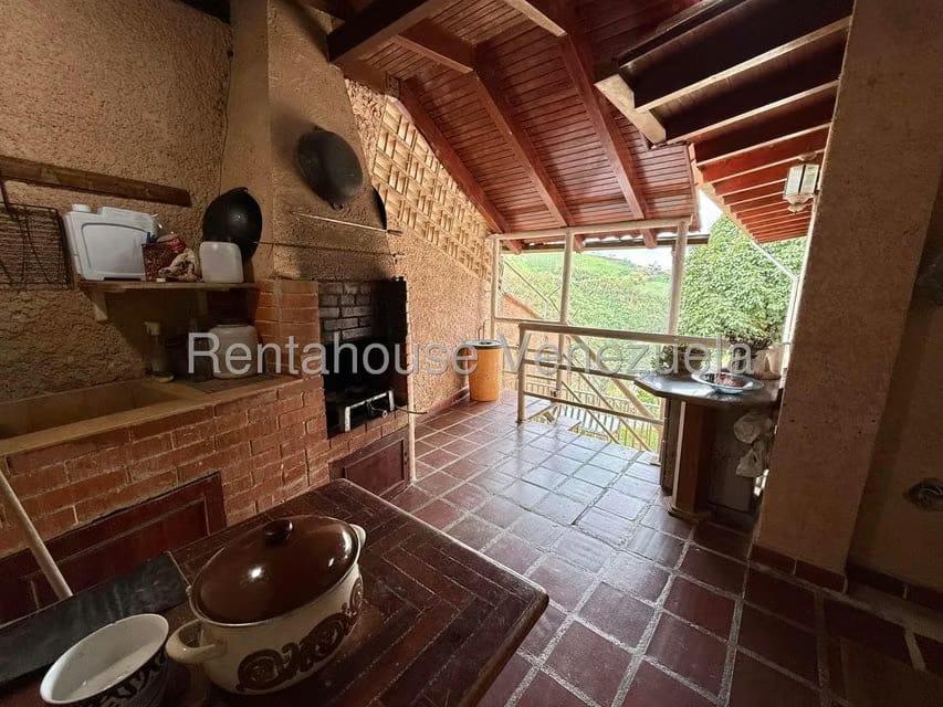 Casa (Multipes Niveles) en Venta en Colinas de San Antonio, Miranda - 11