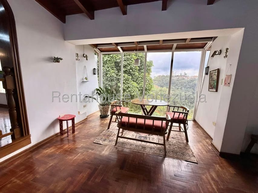 Casa (Multipes Niveles) en Venta en Colinas de San Antonio, Miranda - 24