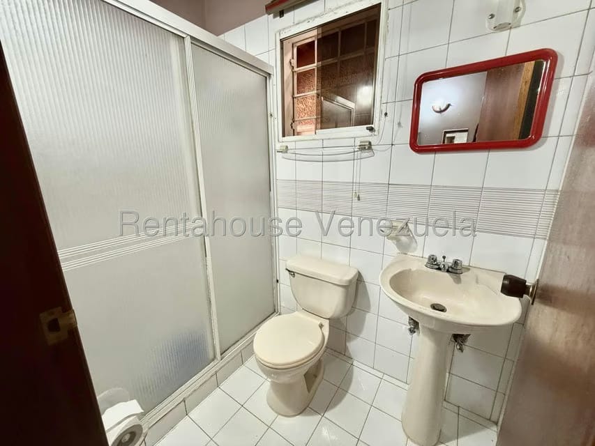 Casa (Multipes Niveles) en Venta en Colinas de San Antonio, Miranda - 35