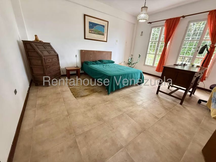 Casa (Multipes Niveles) en Venta en Colinas de San Antonio, Miranda - 41