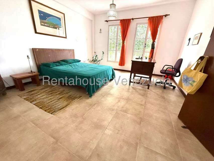 Casa (Multipes Niveles) en Venta en Colinas de San Antonio, Miranda - 42