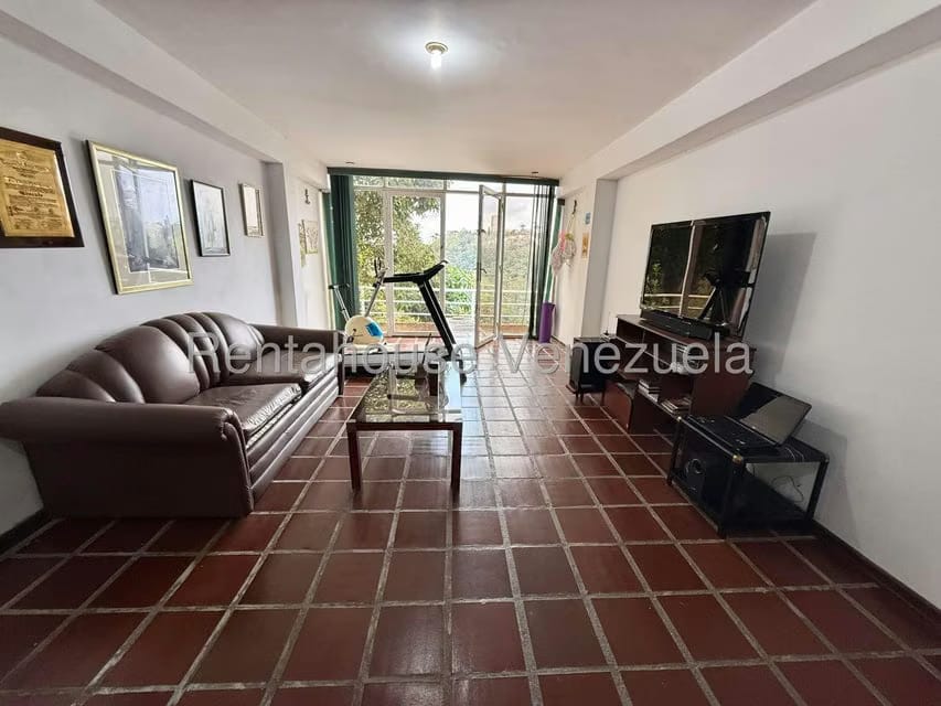 Casa (Multipes Niveles) en Venta en Colinas de San Antonio, Miranda - 50
