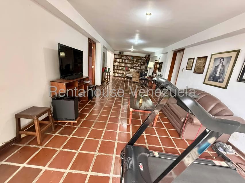 Casa (Multipes Niveles) en Venta en Colinas de San Antonio, Miranda - 52