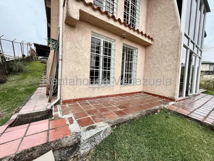 Casa (Multipes Niveles) en Venta en Colinas de San Antonio, Miranda - 68