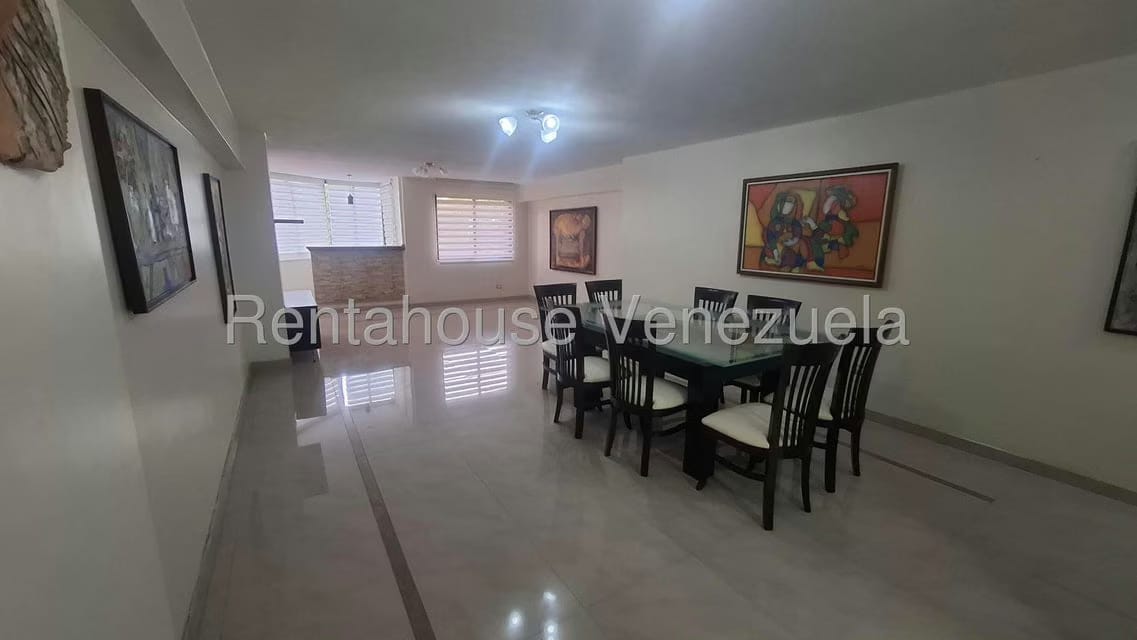 Apartamento (1 Nivel) en Alquiler en Los Samanes, Distrito Metropolitano - 2