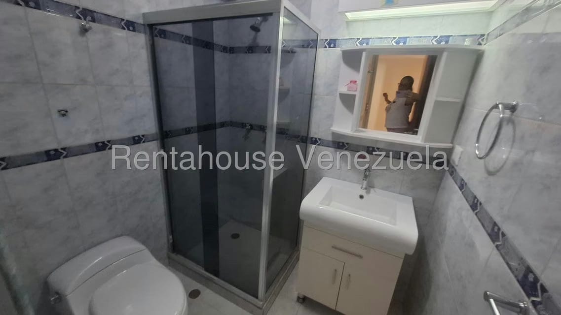 Apartamento (1 Nivel) en Alquiler en Los Samanes, Distrito Metropolitano - 17