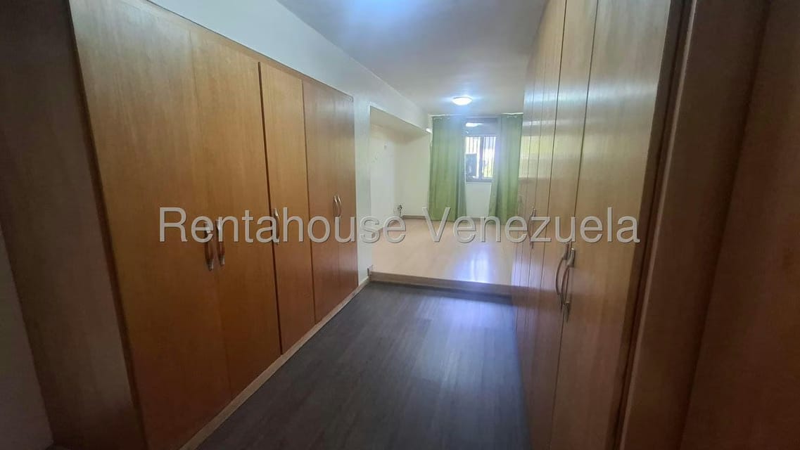 Apartamento (1 Nivel) en Alquiler en Los Samanes, Distrito Metropolitano - 10
